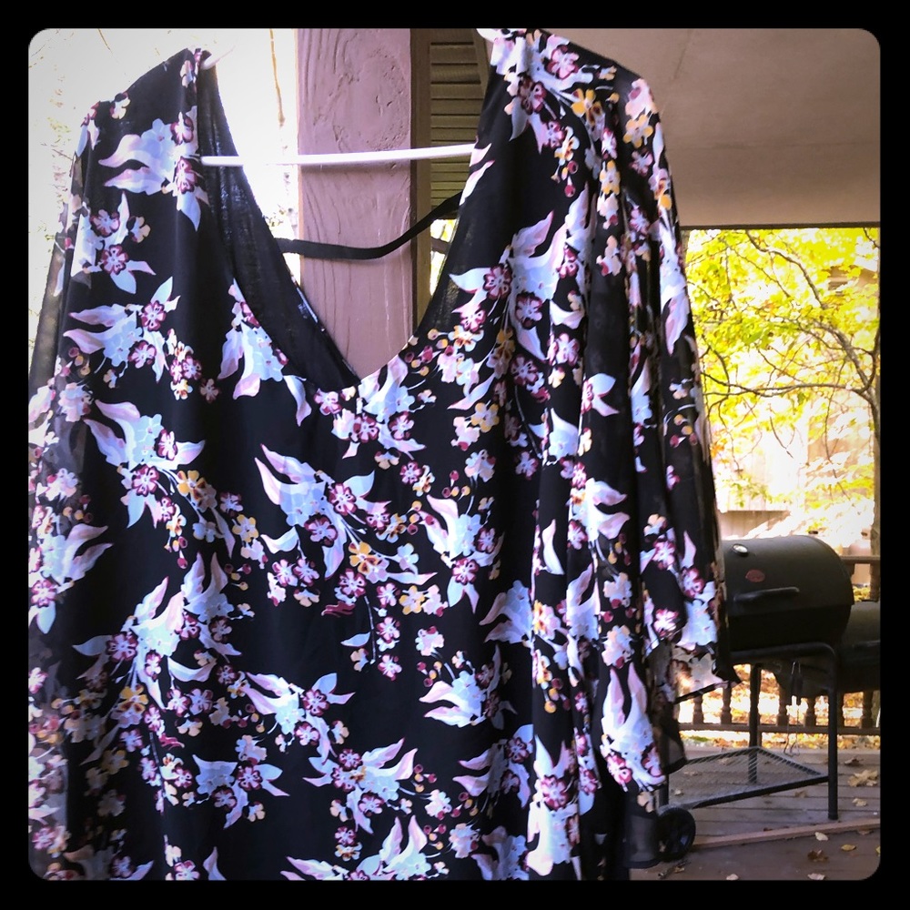 Women’s plus sized 5x 5XL Boutique top